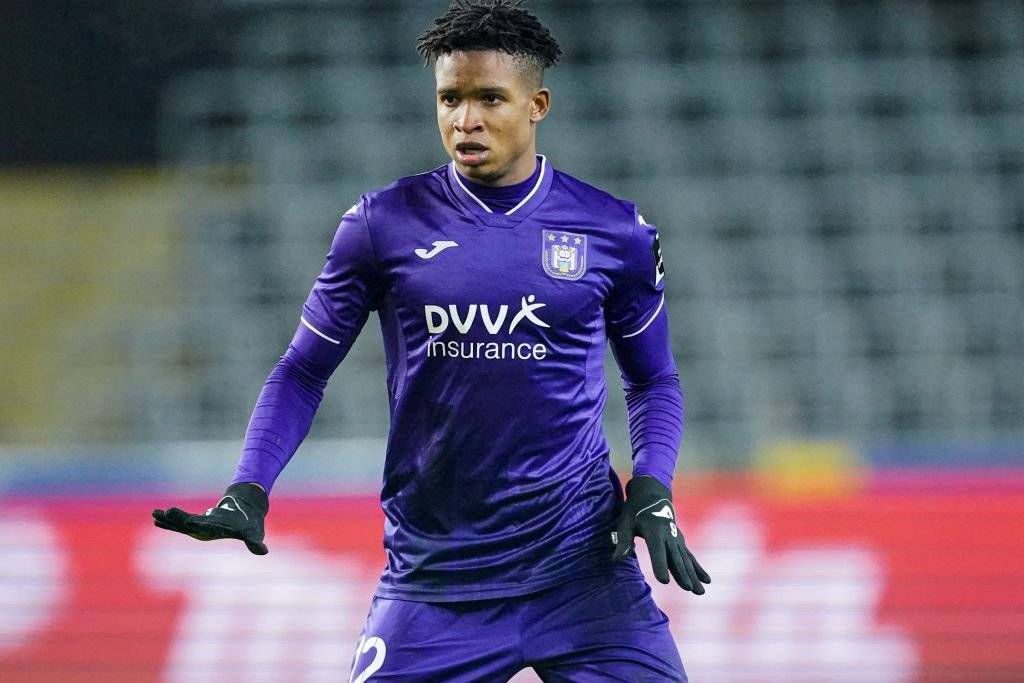 星空体育app阿贾克斯赛后完成体检，志在CBA常规赛名次提升，信心回归，轮换策略成焦点的简单介绍