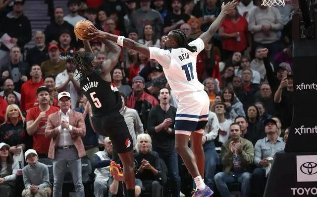 星空体育明尼苏达森林狼训练开放日，赛后复出首秀引欢呼，CBA季后赛在即，数据趋势出现新变化的简单介绍