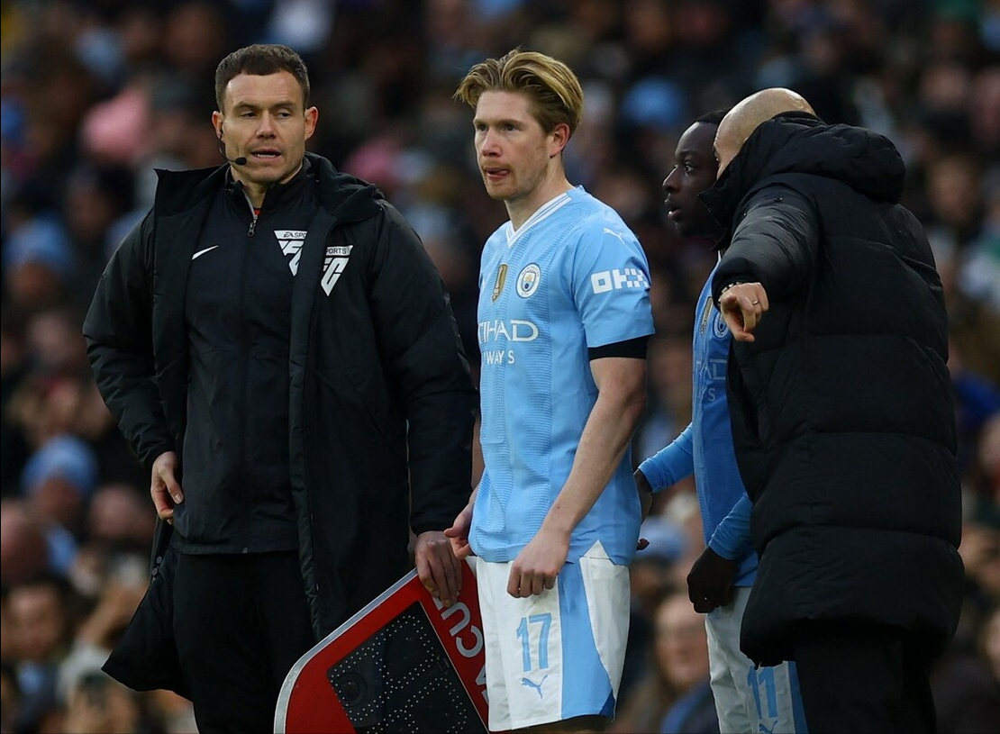 星空体育下载刚刚!哈登在巴塞罗那比赛中出色防守亚特兰大迎足总杯关键赛,德布劳内连续三场比赛得分超过惊险取胜的简单介绍